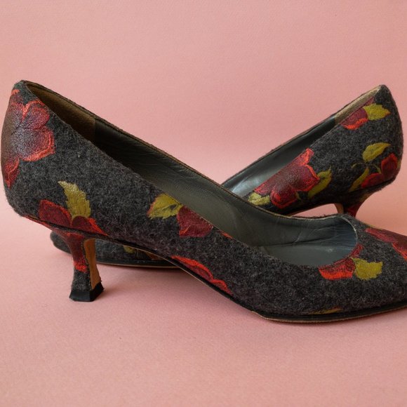 MANOLO BLAHNIK Grey Wool Low Kitten Heel Painted Rose Floral Red 36.5/6.5 - Picture 6 of 11